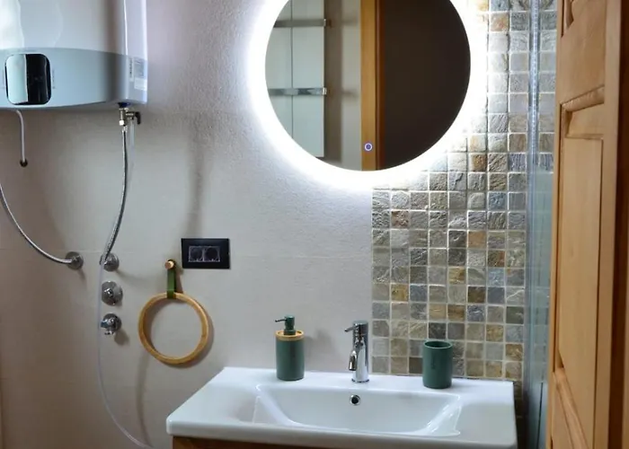 Montana بيت للعطل *